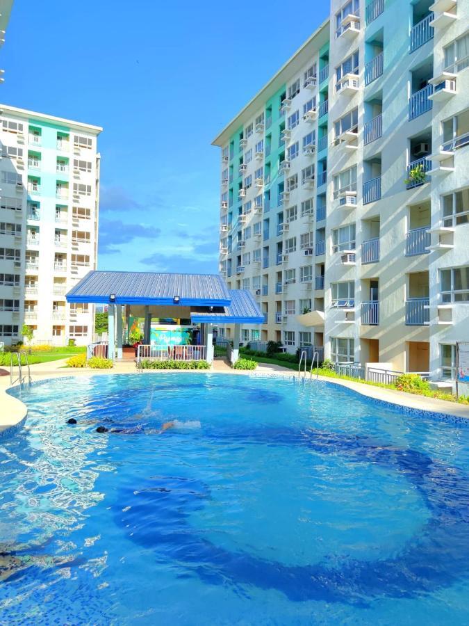 Davao Condo 2Br Pool Wifi Netflix المظهر الخارجي الصورة