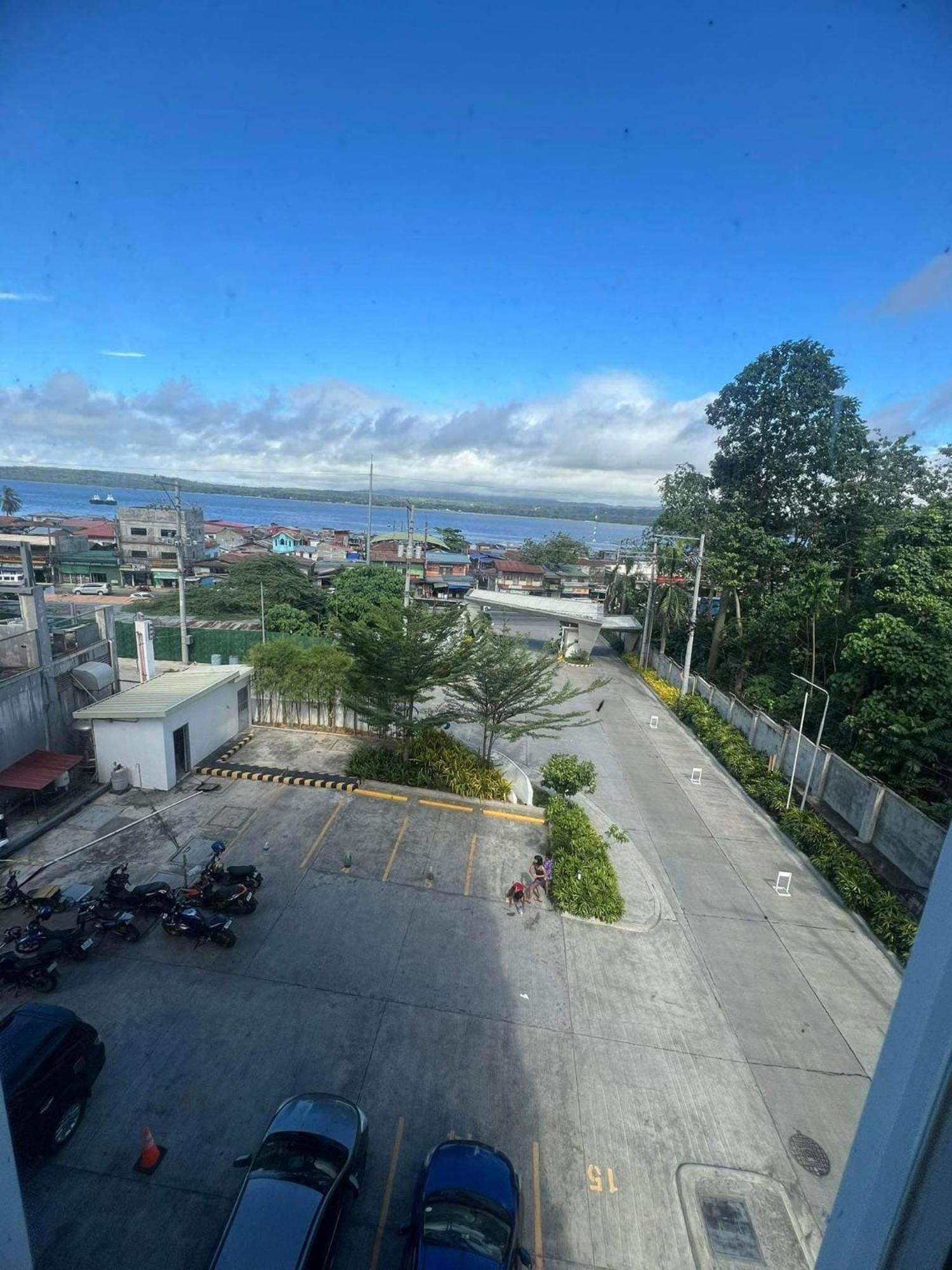 Davao Condo 2Br Pool Wifi Netflix المظهر الخارجي الصورة
