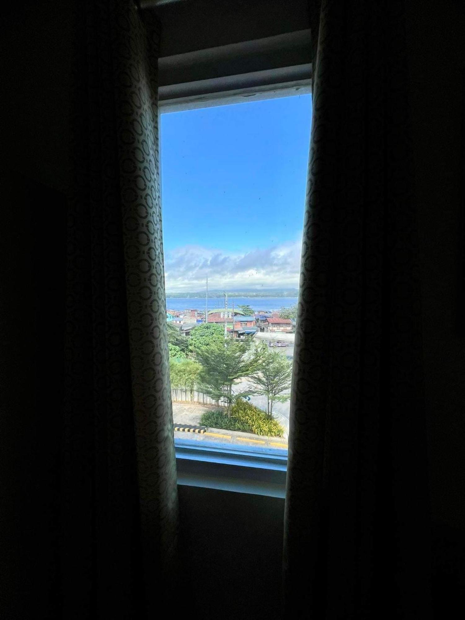 Davao Condo 2Br Pool Wifi Netflix المظهر الخارجي الصورة